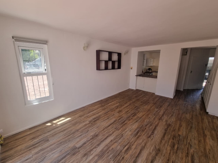 2 Bedroom Property for Sale in Claremont Upper Western Cape